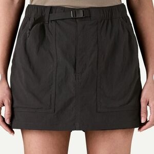 NWOT Patagonia Women's Outdoor Everyday Black Skort SZ Large